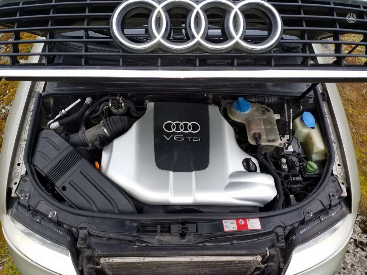 Audi A4, 2.5 l., sedanas