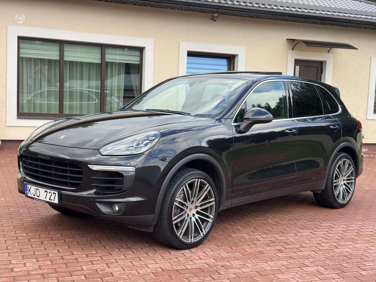 Porsche Cayenne - 8
