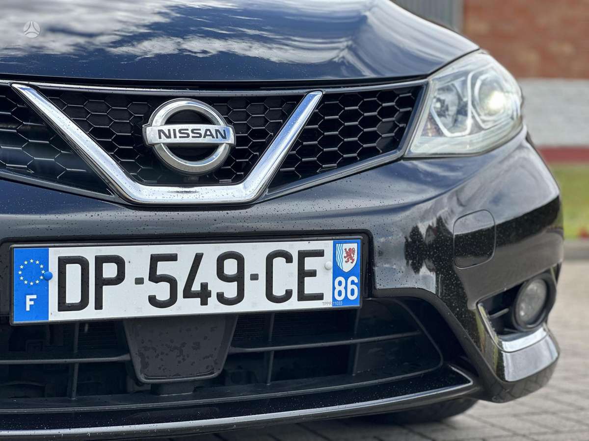 Nissan Pulsar, 1.5 l., hatchback