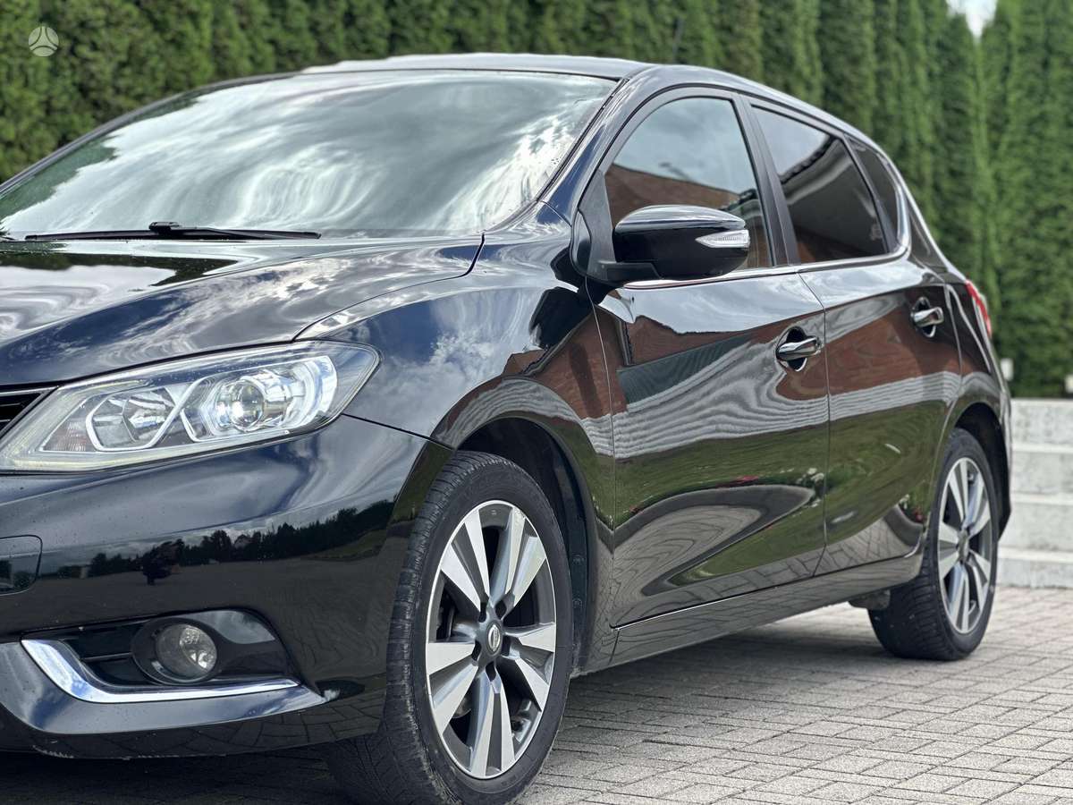 Nissan Pulsar, 1.5 l., hatchback