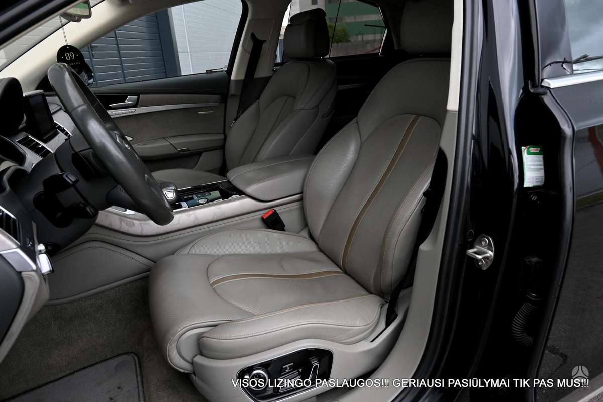 Audi A8, 3.0 l., Седан