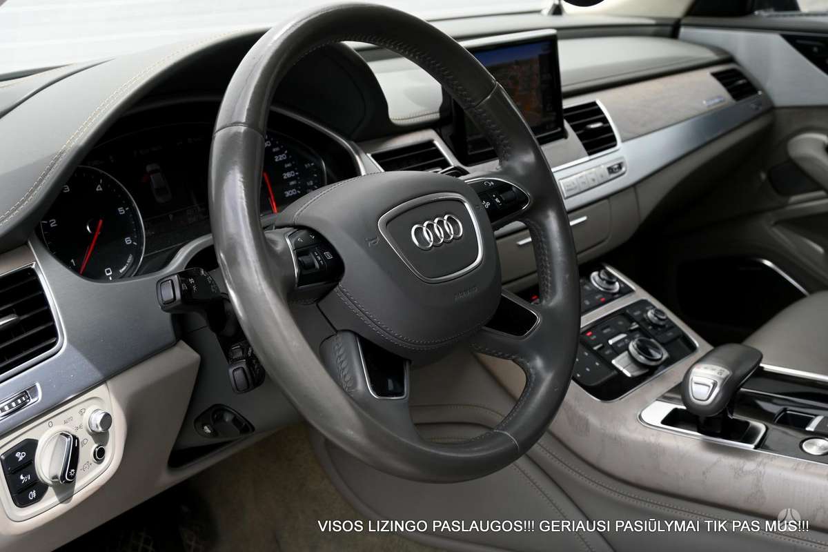 Audi A8, 3.0 l., Седан