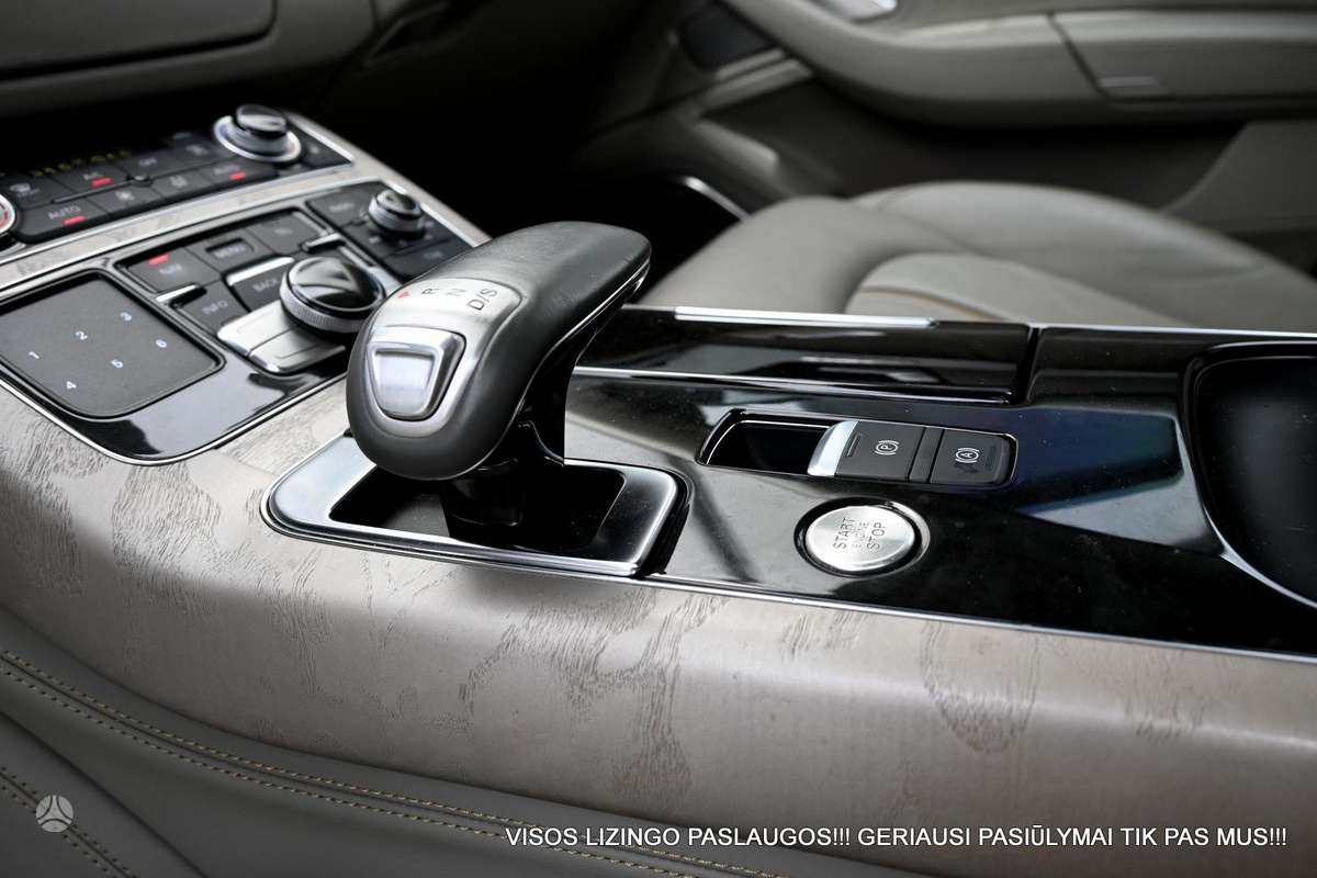 Audi A8, 3.0 l., Седан