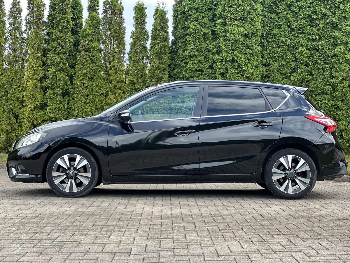 Nissan Pulsar, 1.5 l., hatchback