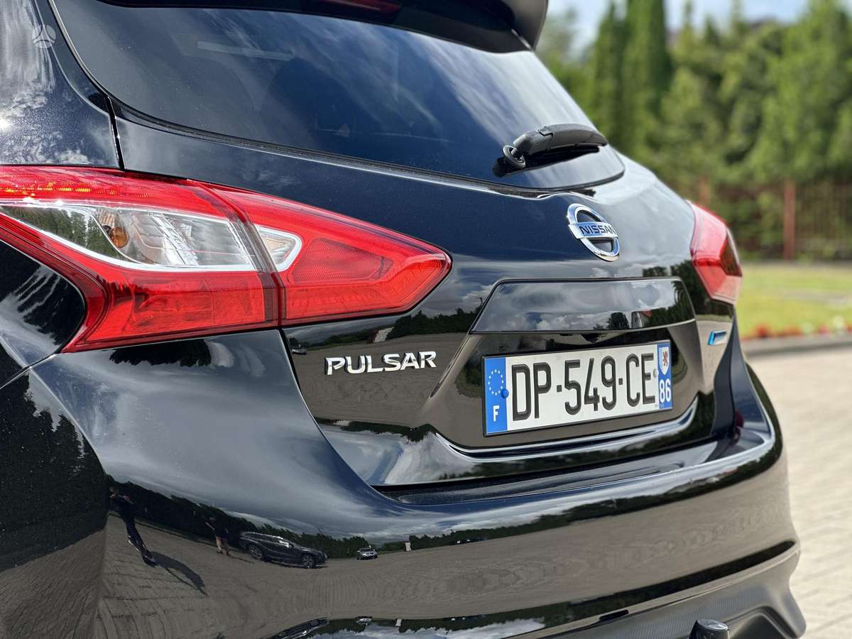 Nissan Pulsar, 1.5 l., hatchback