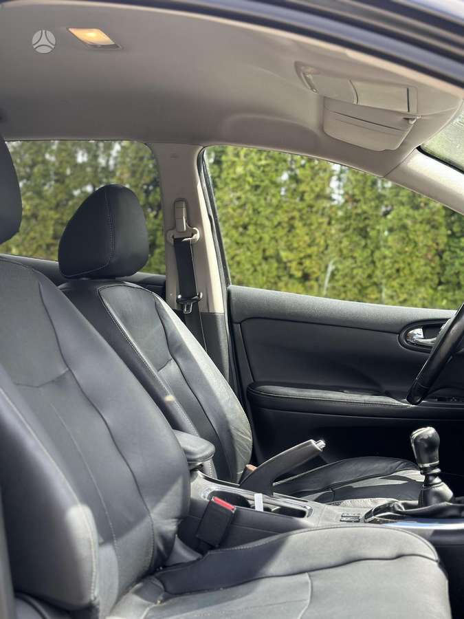 Nissan Pulsar, 1.5 l., hatchback