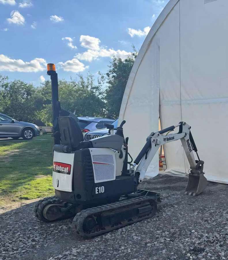 Bobcat E10, mini ekskavatoriai