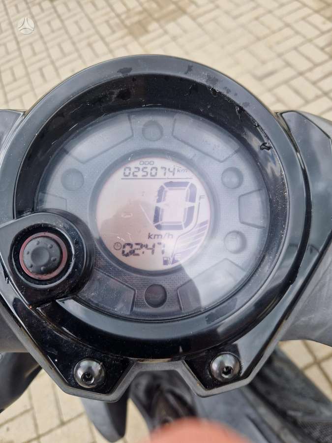 Yamaha Aerox 49cc, scooters / mopeds