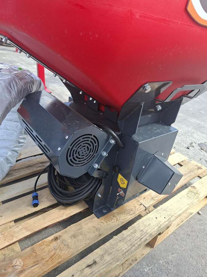 -Kita- Ku 250, seeders, planters