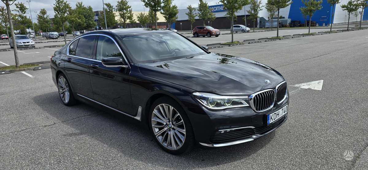 BMW 740, 3.0 l., Седан