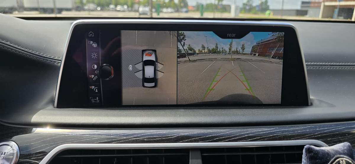 BMW 740 - 12