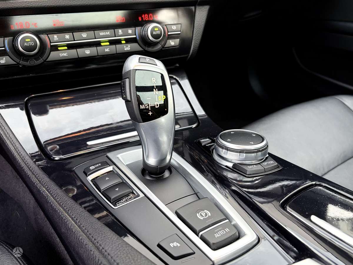 BMW 520, 2.0 l., universalas