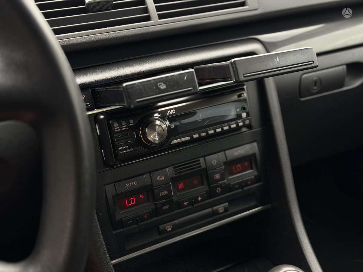 Audi A4, 1.9 l., Седан