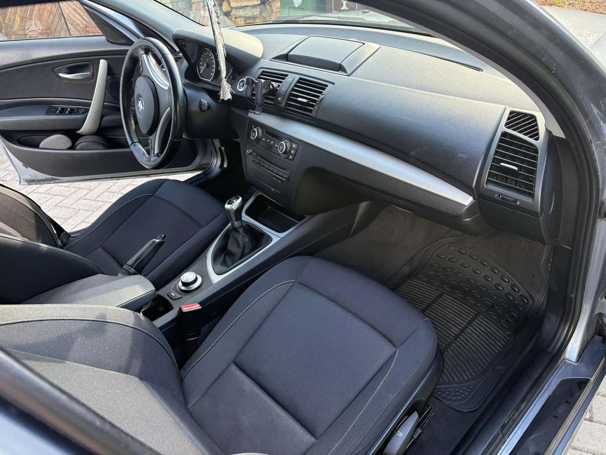 BMW 120, 2.0 l., Хэтчбек