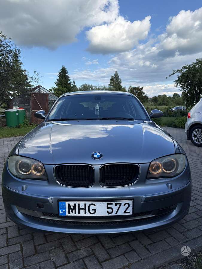 BMW 120, 2.0 l., hatchback