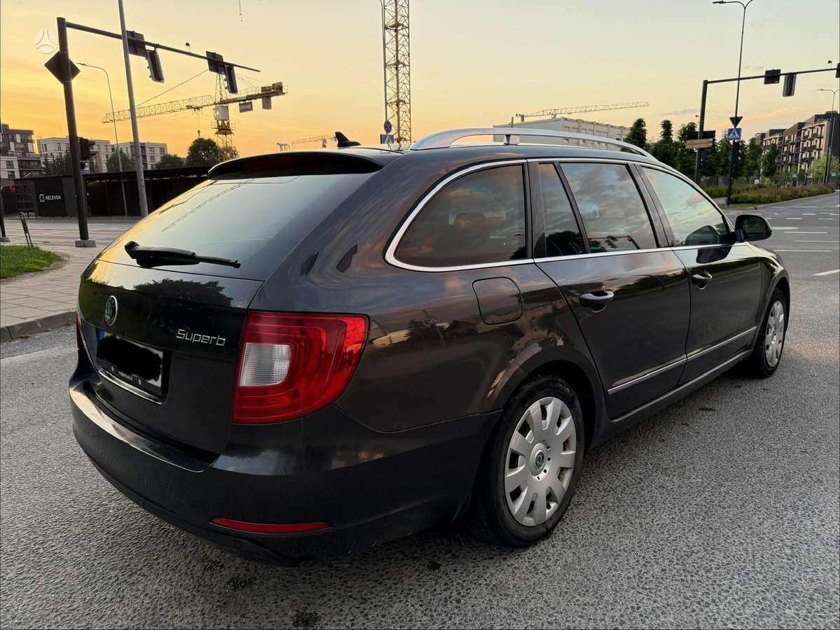 Skoda Superb, 2.0 l., Универсал