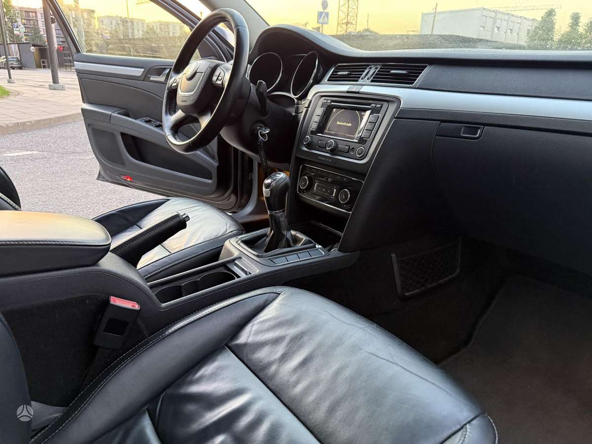 Skoda Superb, 2.0 l., Универсал