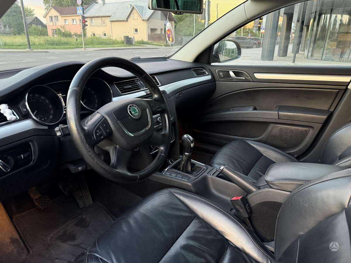 Skoda Superb, 2.0 l., Универсал