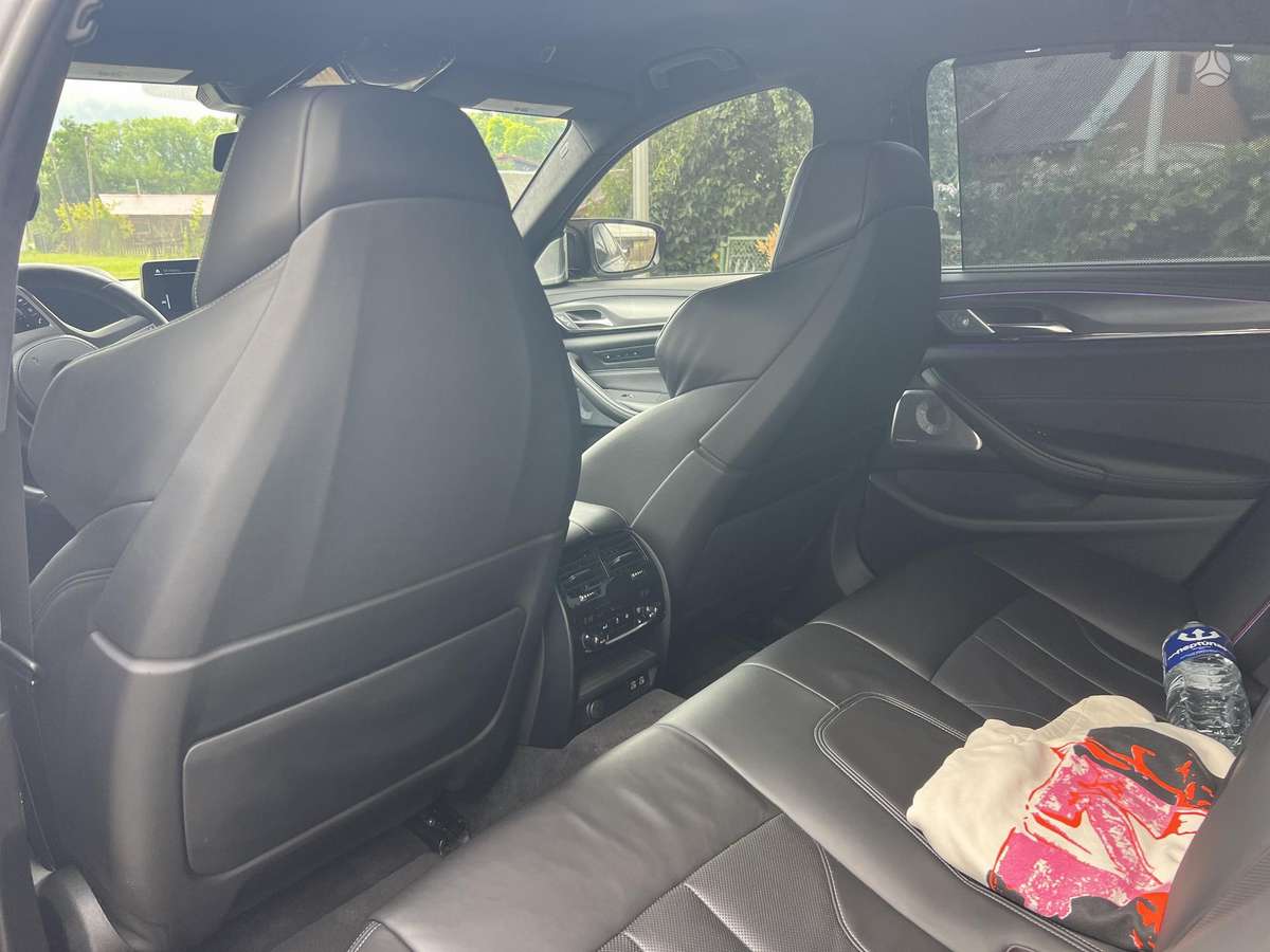 BMW M5, 4.4 l., Седан