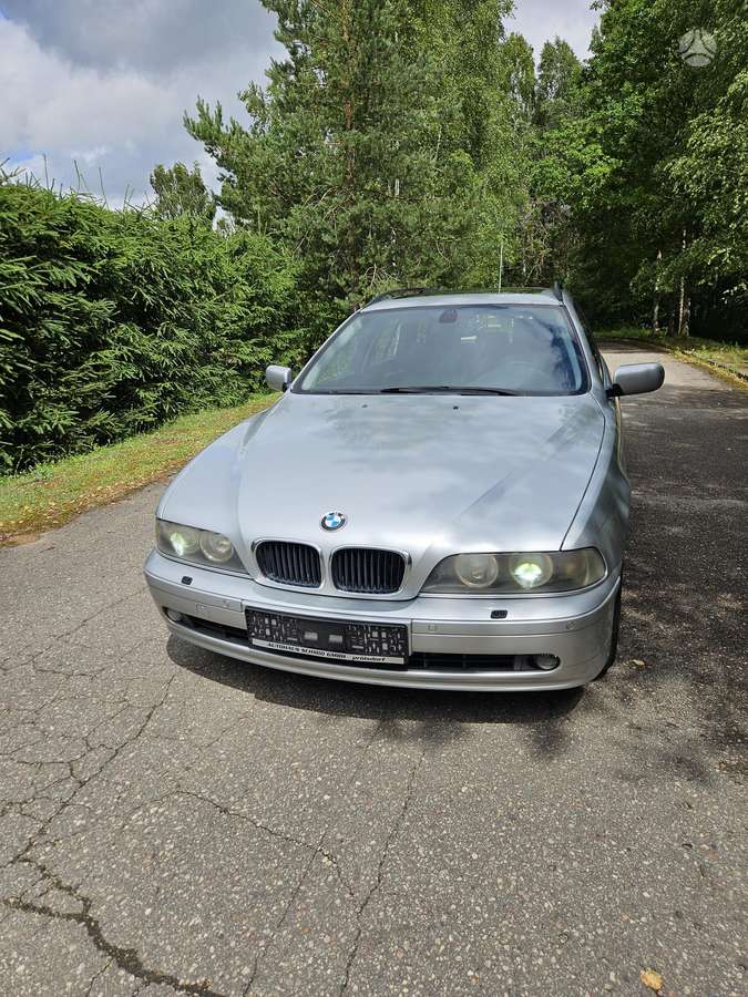 BMW 525, 2.5 l., Универсал