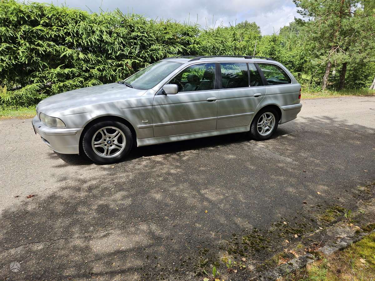 BMW 525, 2.5 l., Универсал