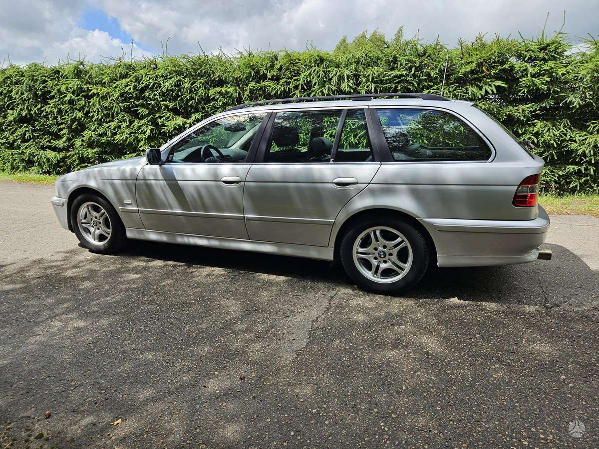 BMW 525, 2.5 l., Универсал
