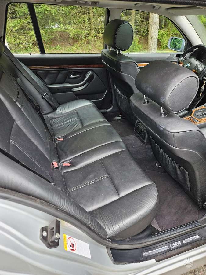 BMW 525, 2.5 l., wagon