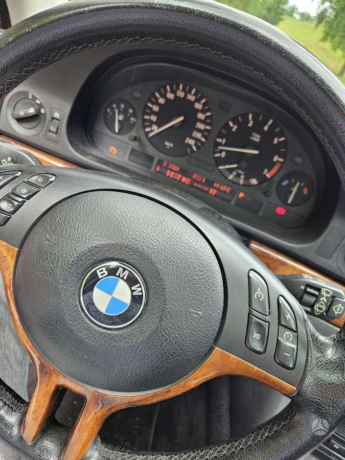 BMW 525, 2.5 l., Универсал
