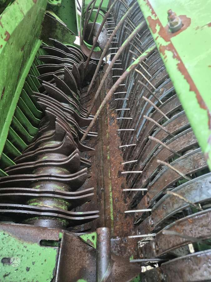 Krone Vario Pack 1500, presai