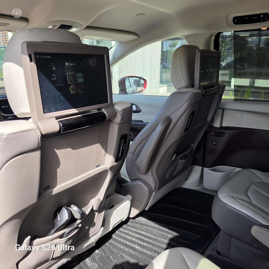 Chrysler Pacifica, 3.6 l., Минивэн
