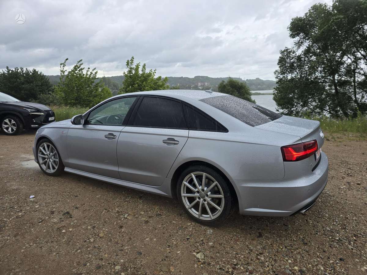 Audi A6, 3.0 l., saloon / sedan