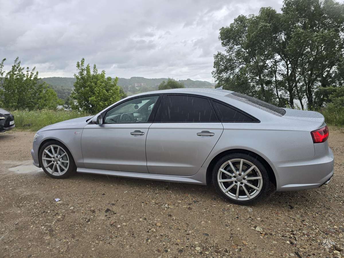 Audi A6, 3.0 l., saloon / sedan