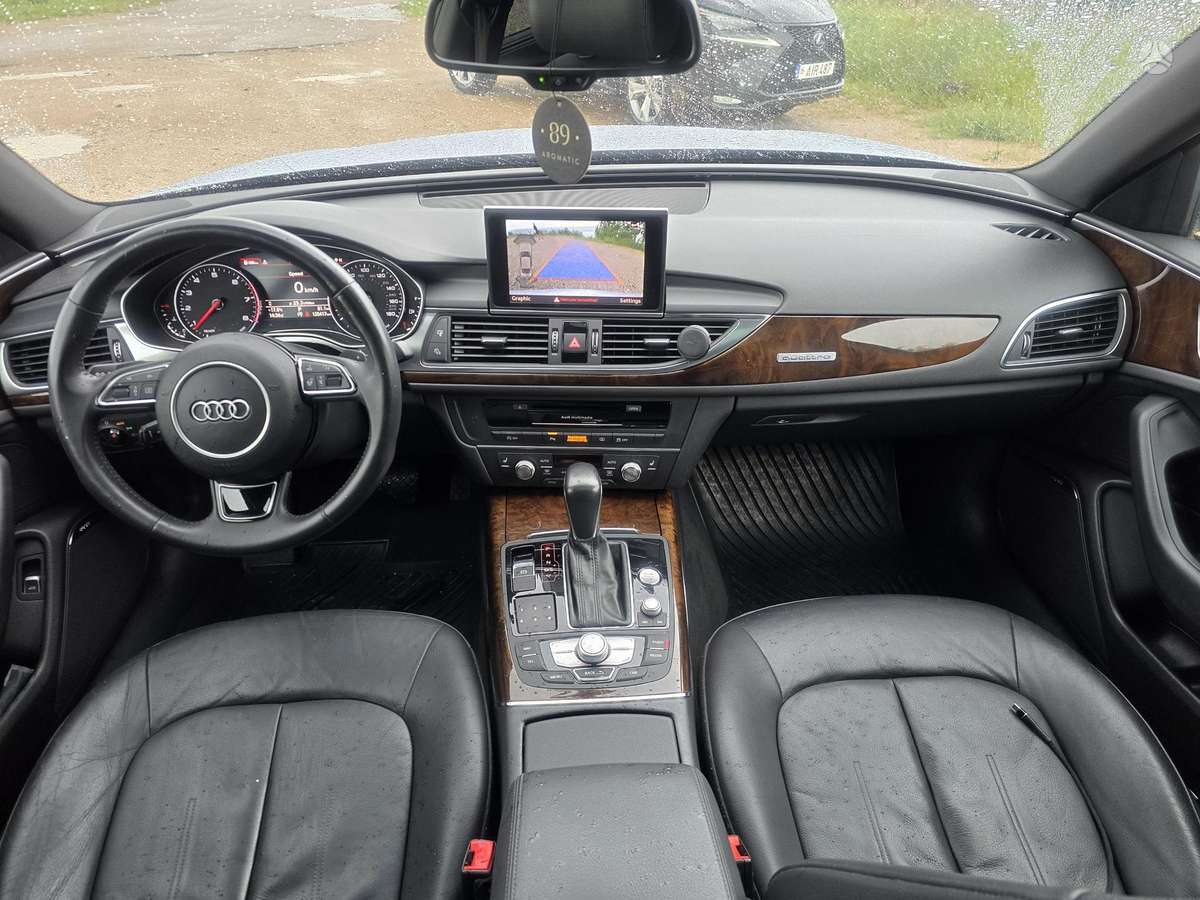 Audi A6, 3.0 l., saloon / sedan