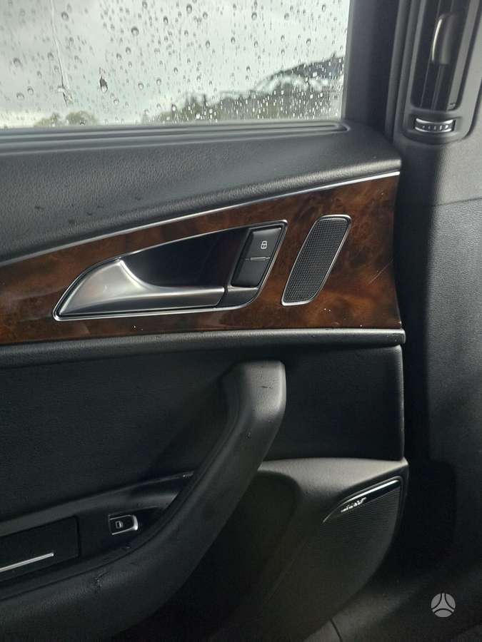 Audi A6, 3.0 l., saloon / sedan