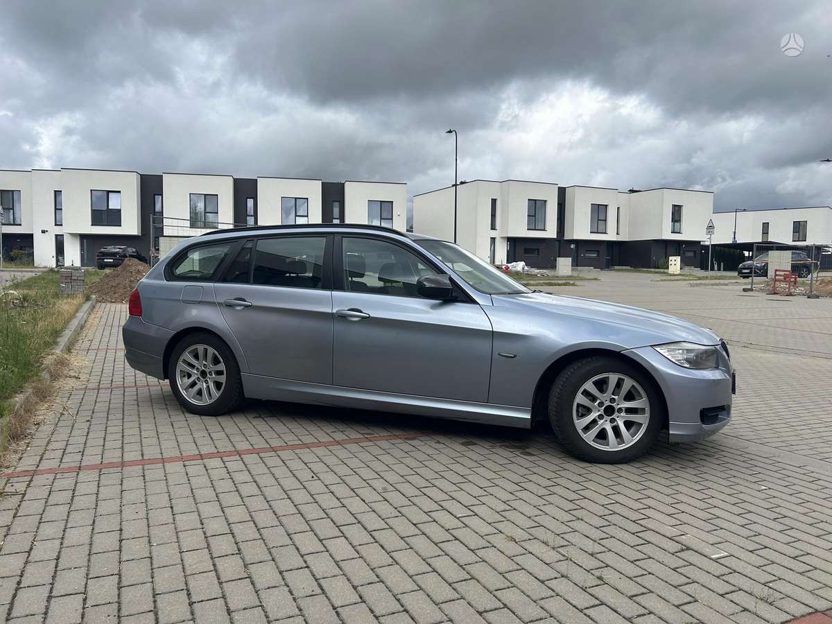 BMW 320, 2.0 l., universalas