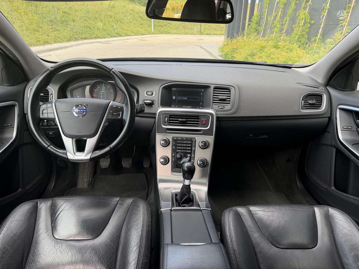 Volvo V60, 1.6 l., Универсал