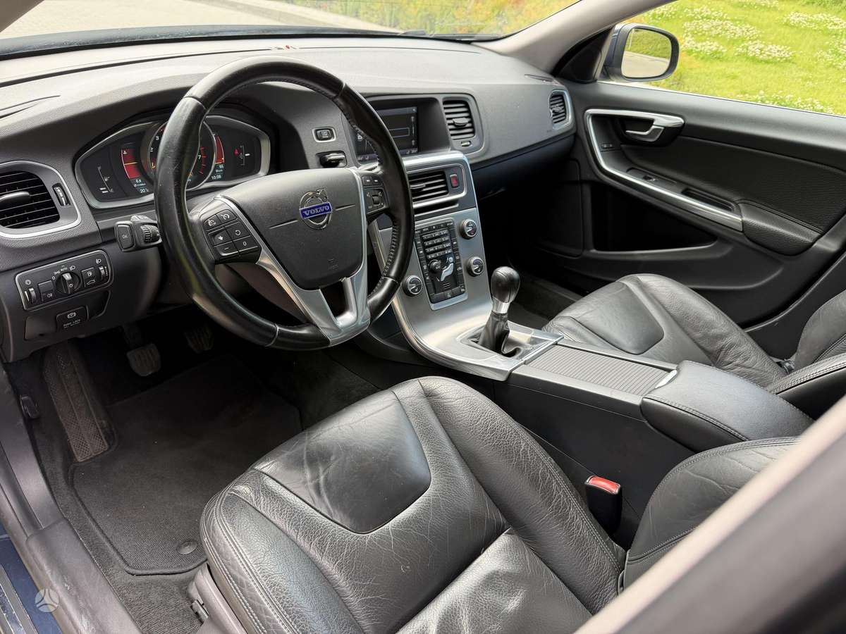 Volvo V60, 1.6 l., Универсал