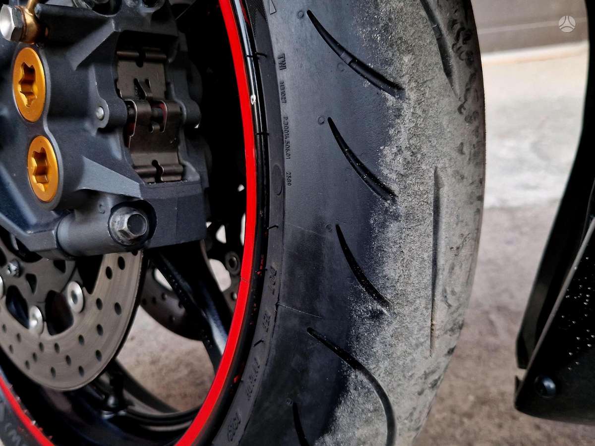 Yamaha R6 600cc, superbikes