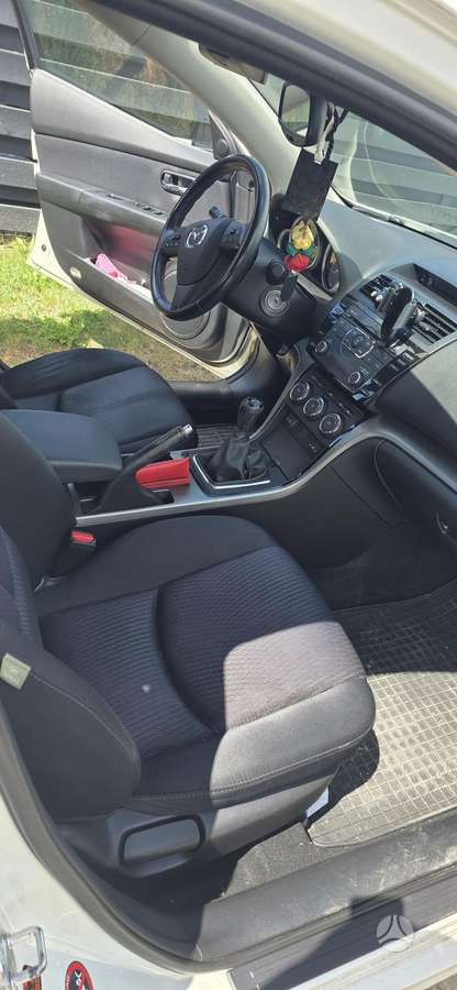 Mazda 6, 1.8 l., Хэтчбек