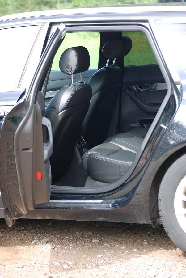 Audi A6, 3.0 l., universalas