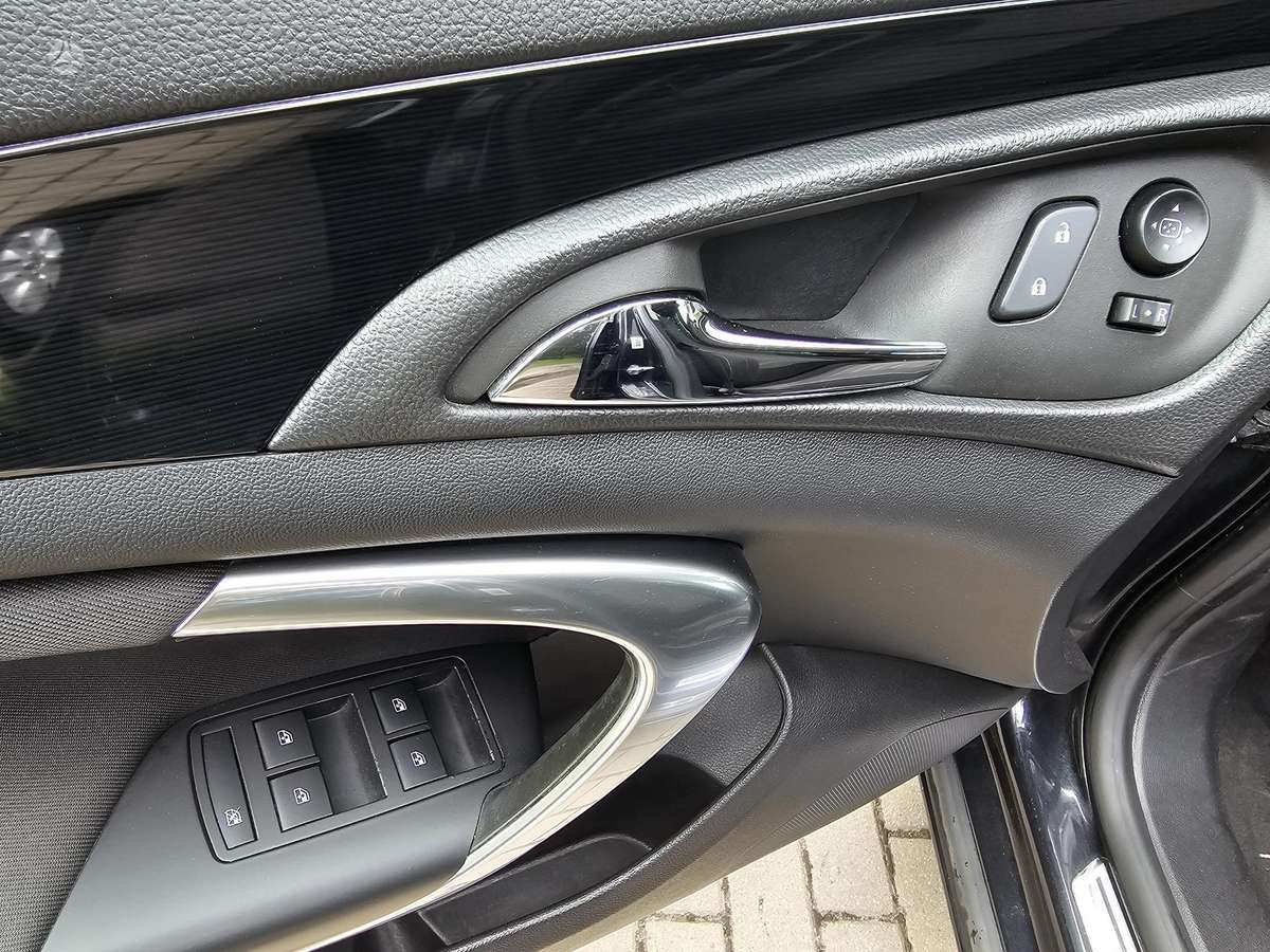 Opel Insignia, 2.0 l., Универсал