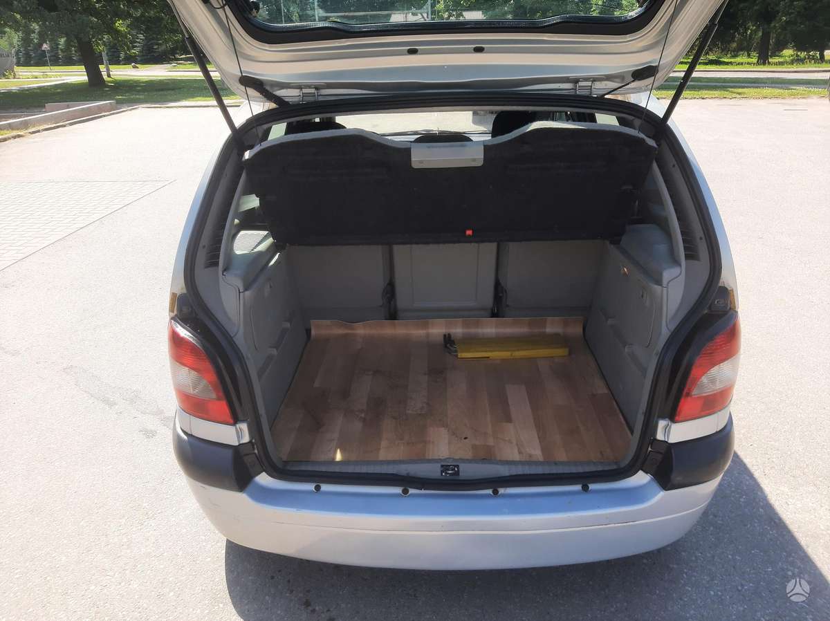 Renault Scenic, 1.9 l., hatchback