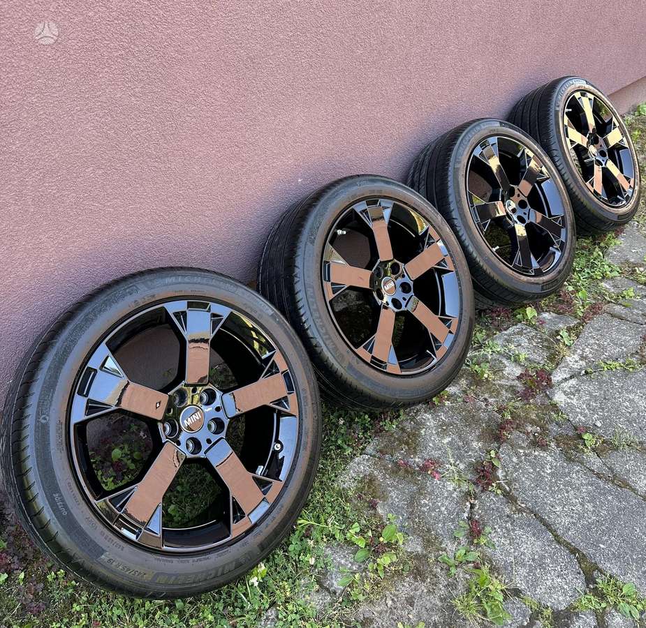 MINI Countryman 2025, light alloy, R19