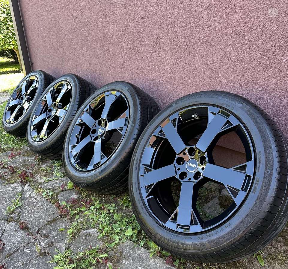 MINI Countryman 2025, light alloy, R19