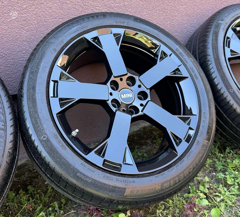 MINI Countryman 2025, light alloy, R19