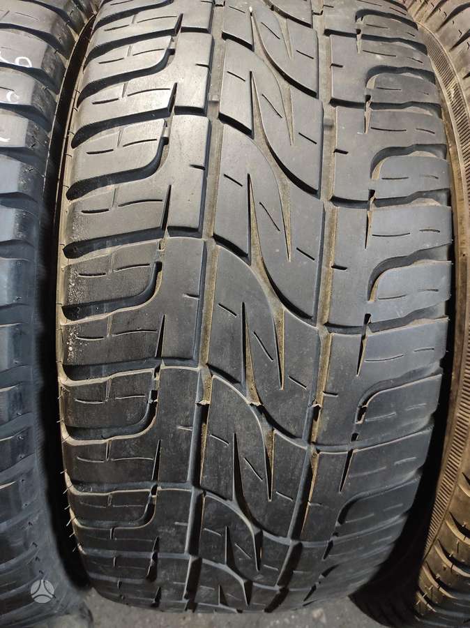 Pirelli, universalios 285/55 R18