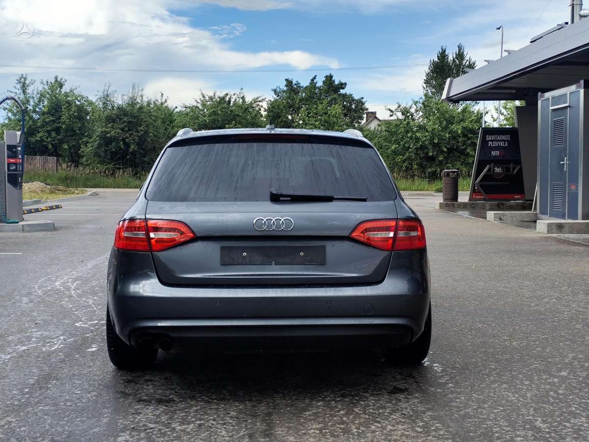 Audi A4, 2.0 l., Универсал