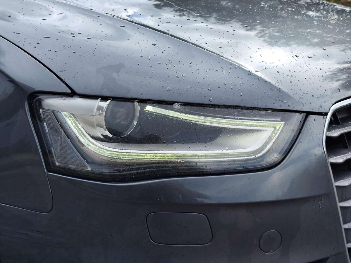 Audi A4, 2.0 l., Универсал