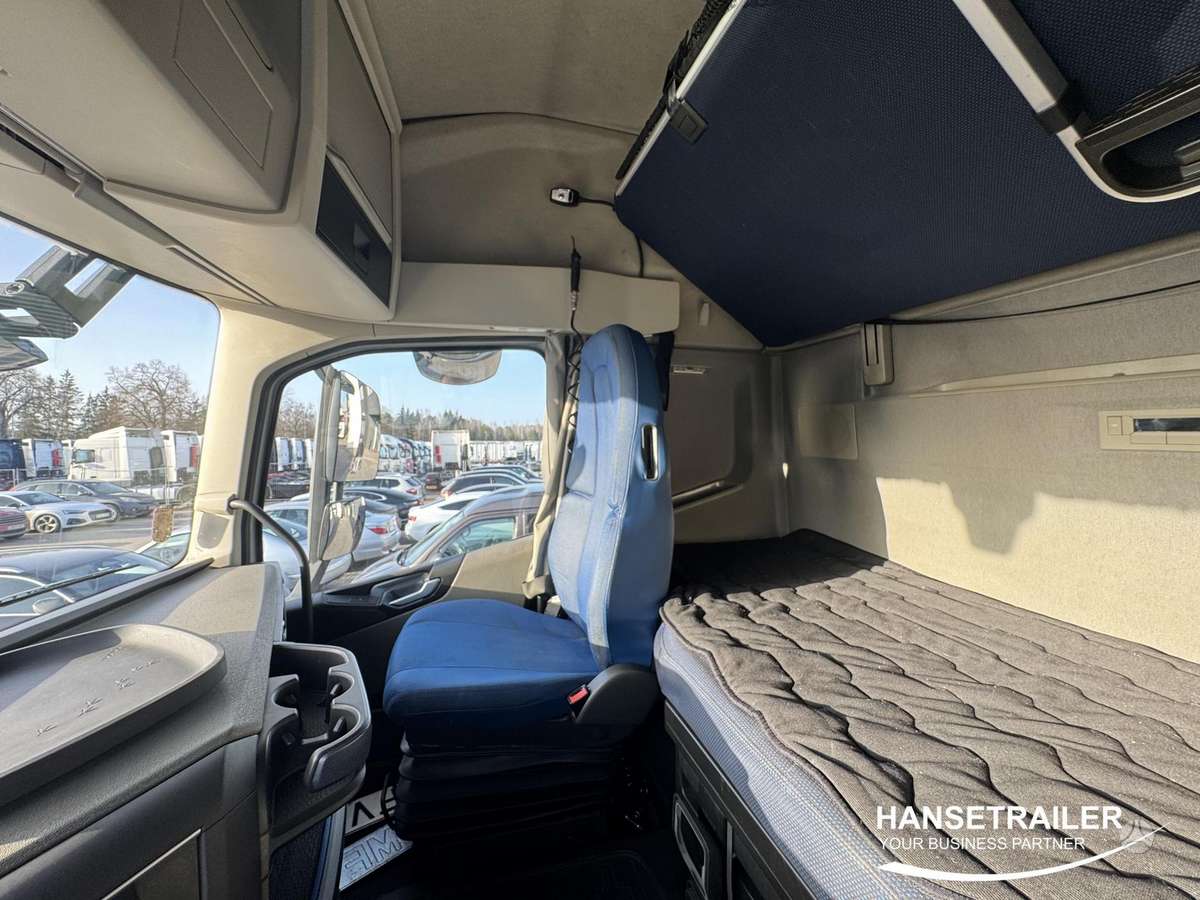 Volvo FH VEB+, double sleeper