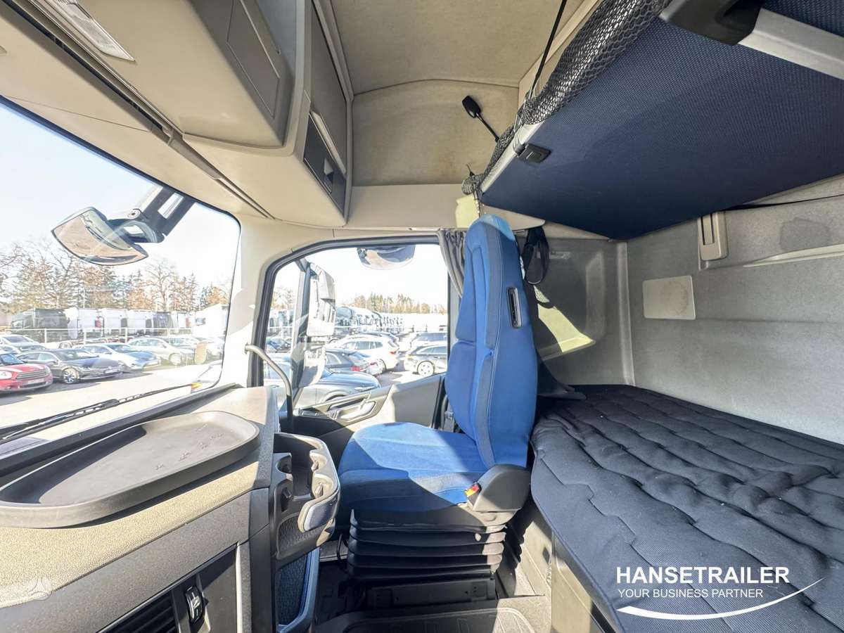 Volvo FH VEB+, double sleeper